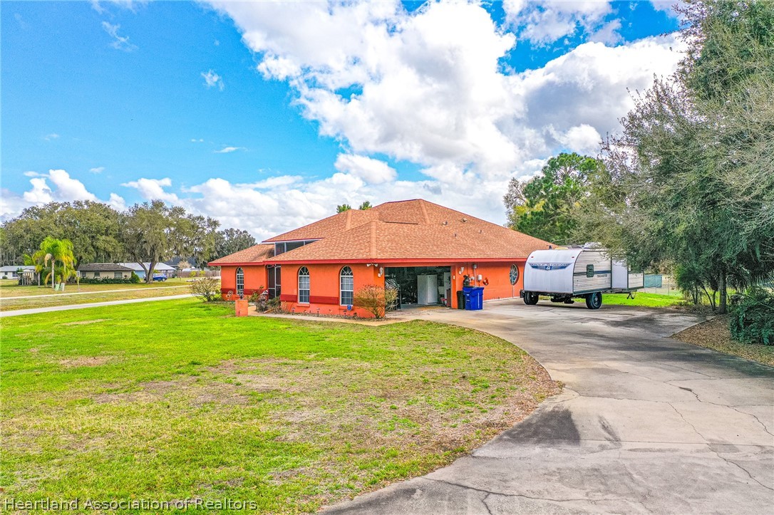 5900 Thunder Road
