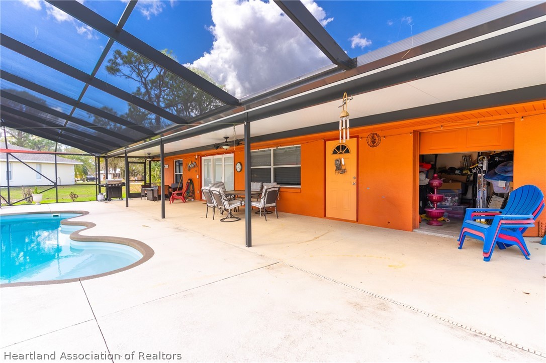 5900 Thunder Road