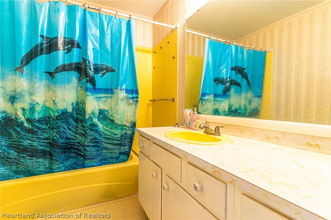 1318 Deer Park Court