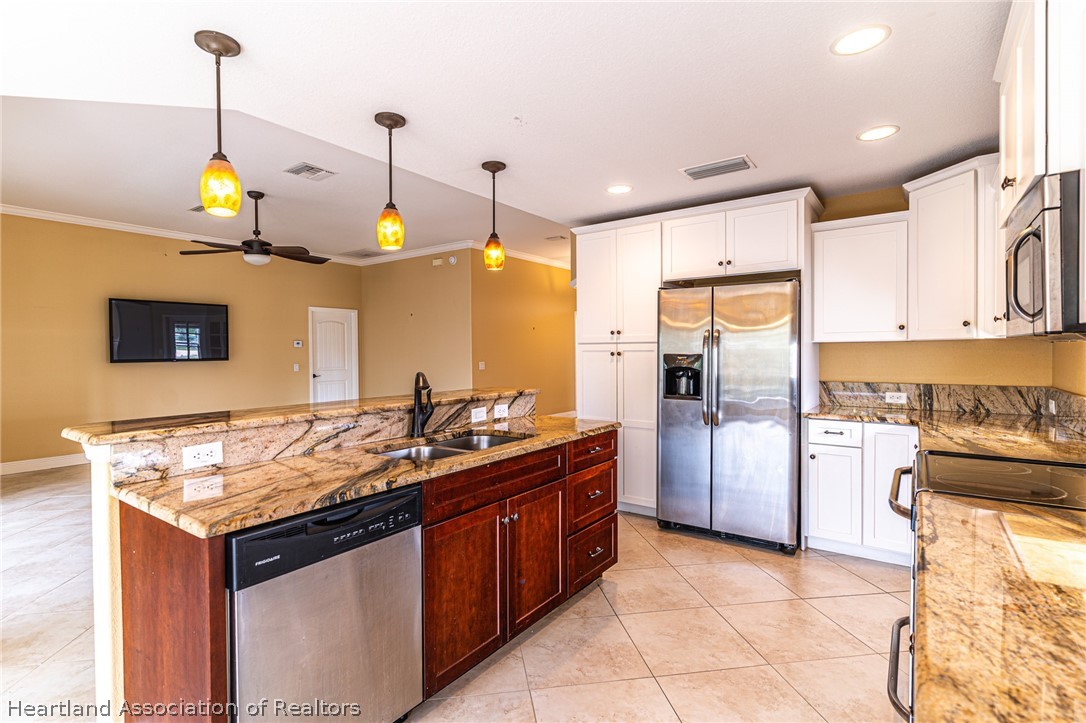 3715 Sebring Parkway