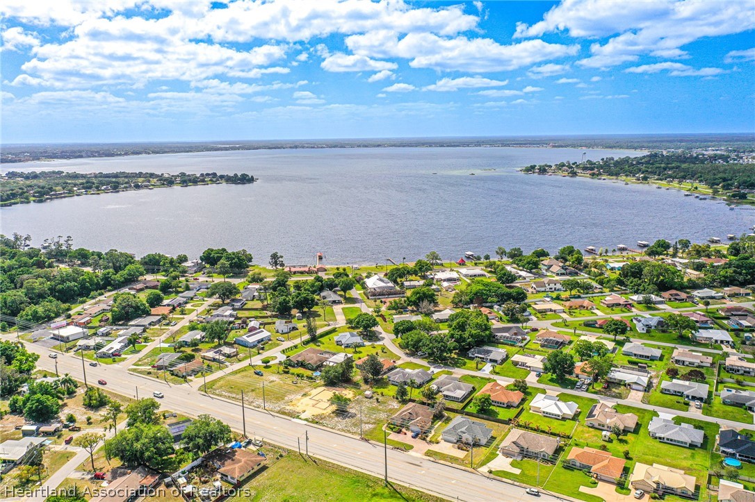 3715 Sebring Parkway