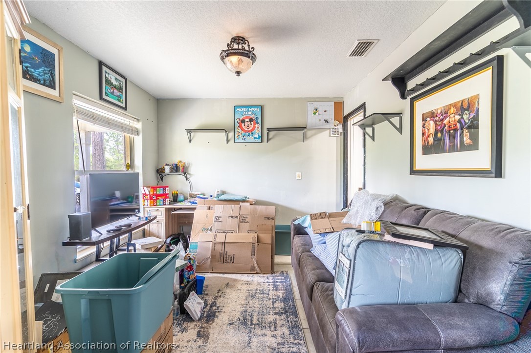 1019 Dearing Street
