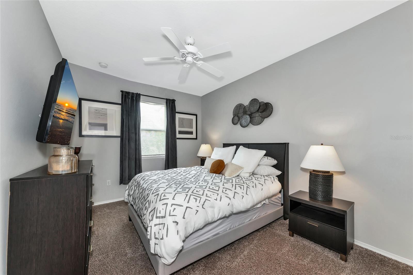 363 64TH AVENUE CIR E