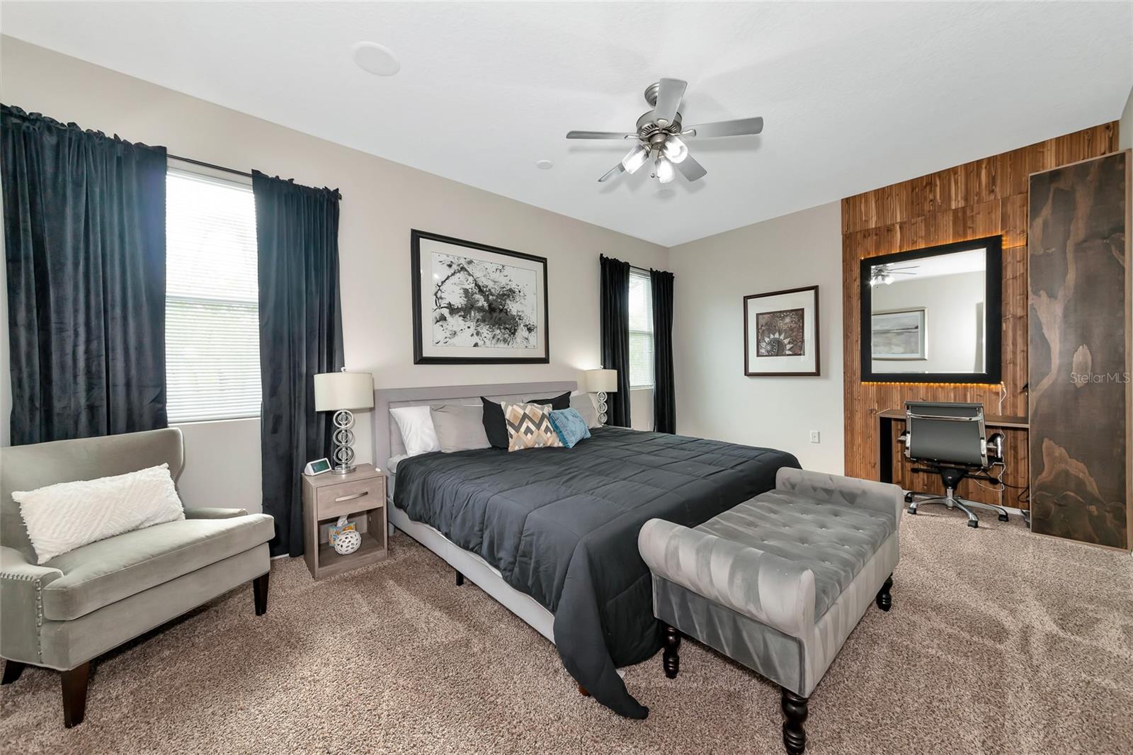 363 64TH AVENUE CIR E