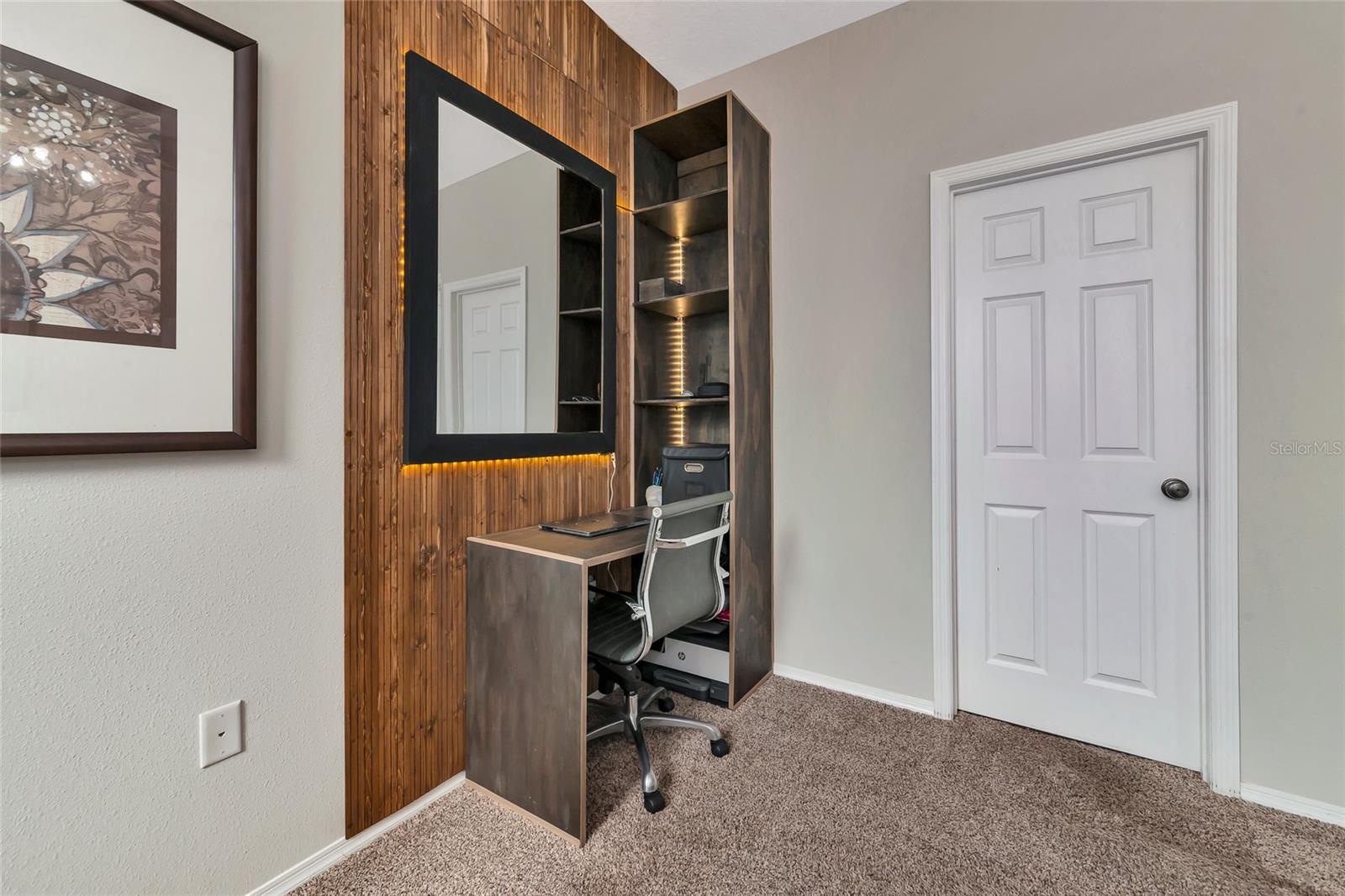 363 64TH AVENUE CIR E