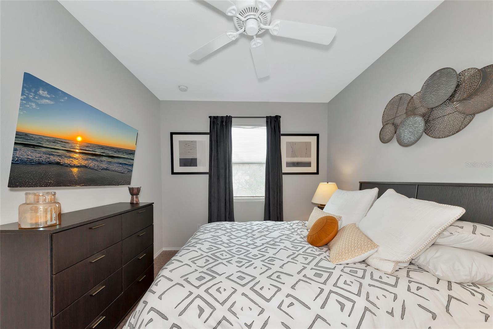 363 64TH AVENUE CIR E