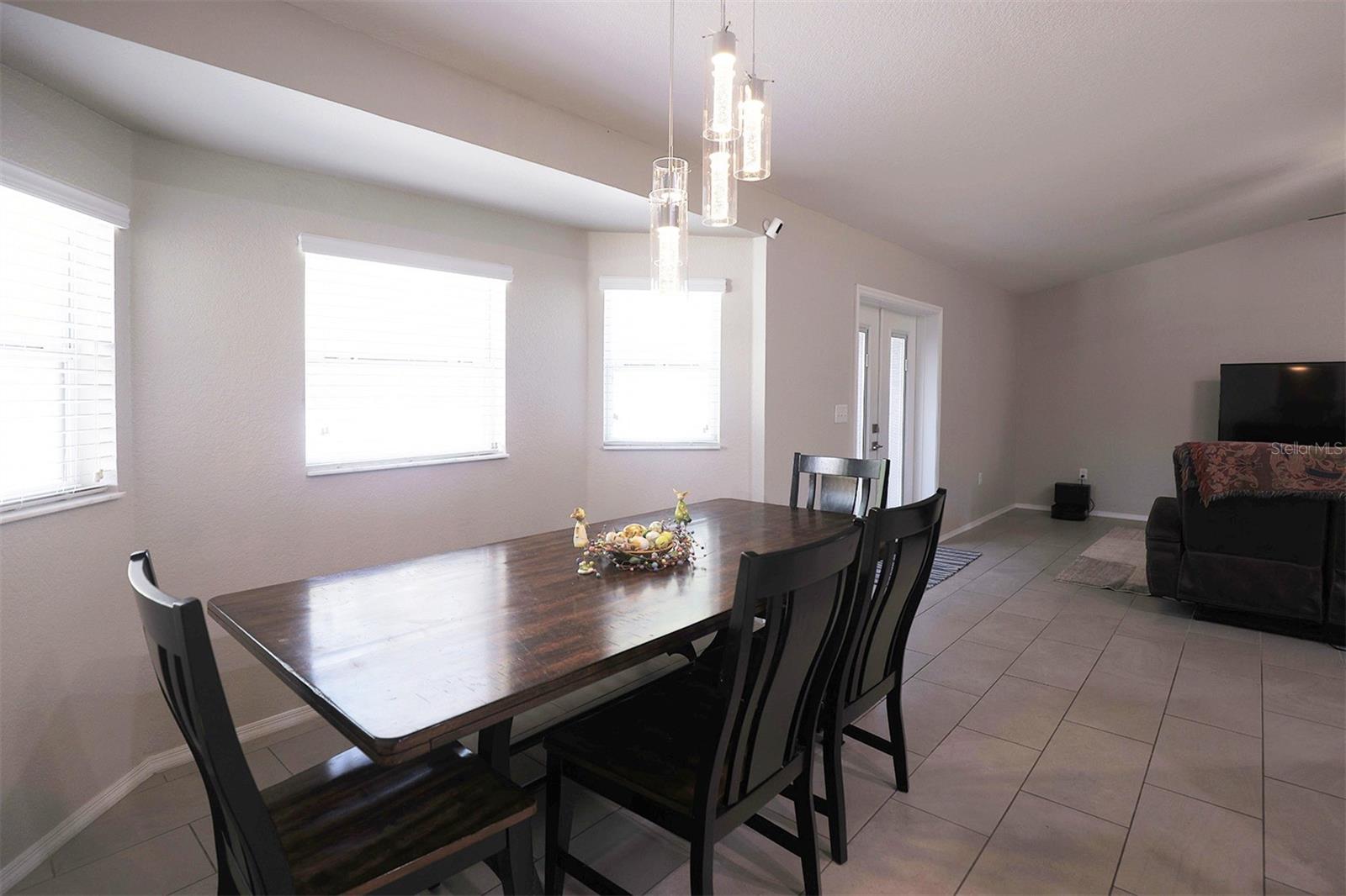 105 MAJESTIC GARDENS CT