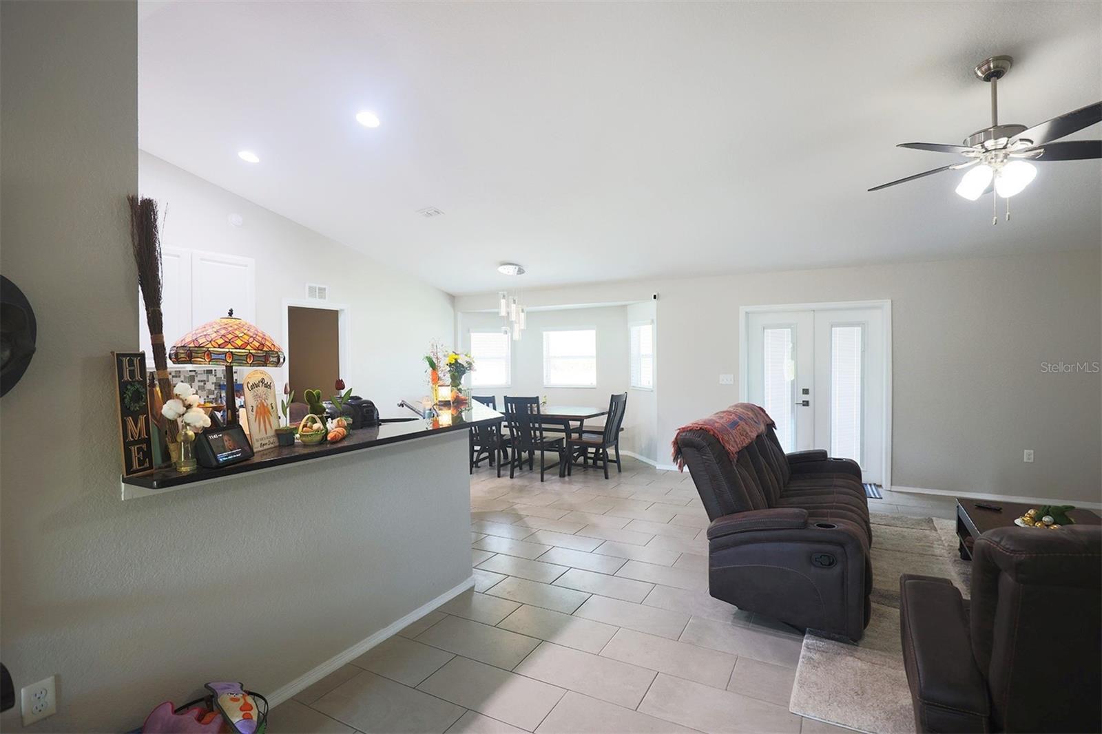 105 MAJESTIC GARDENS CT