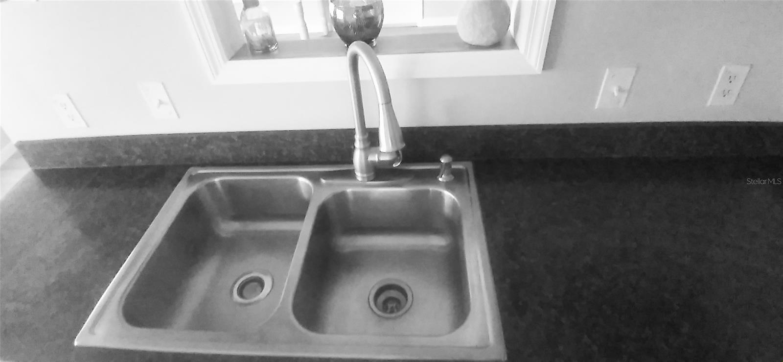 1610 REYNOLDS RD #239