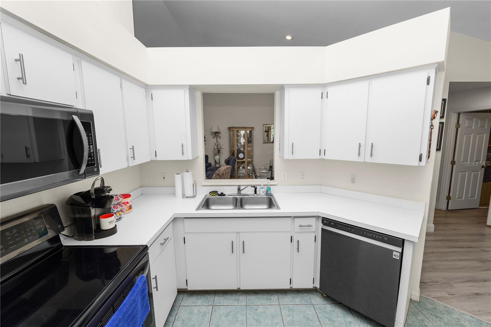 1134 WATERFALL LN #66