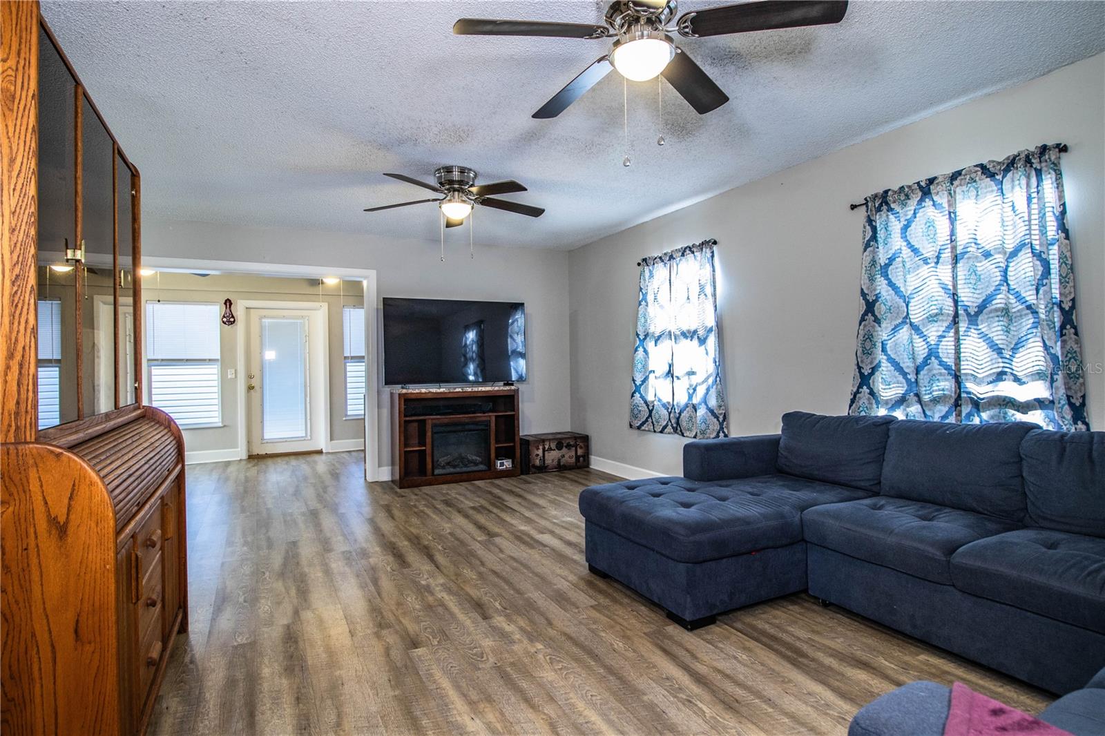 3542 RAINTREE CT