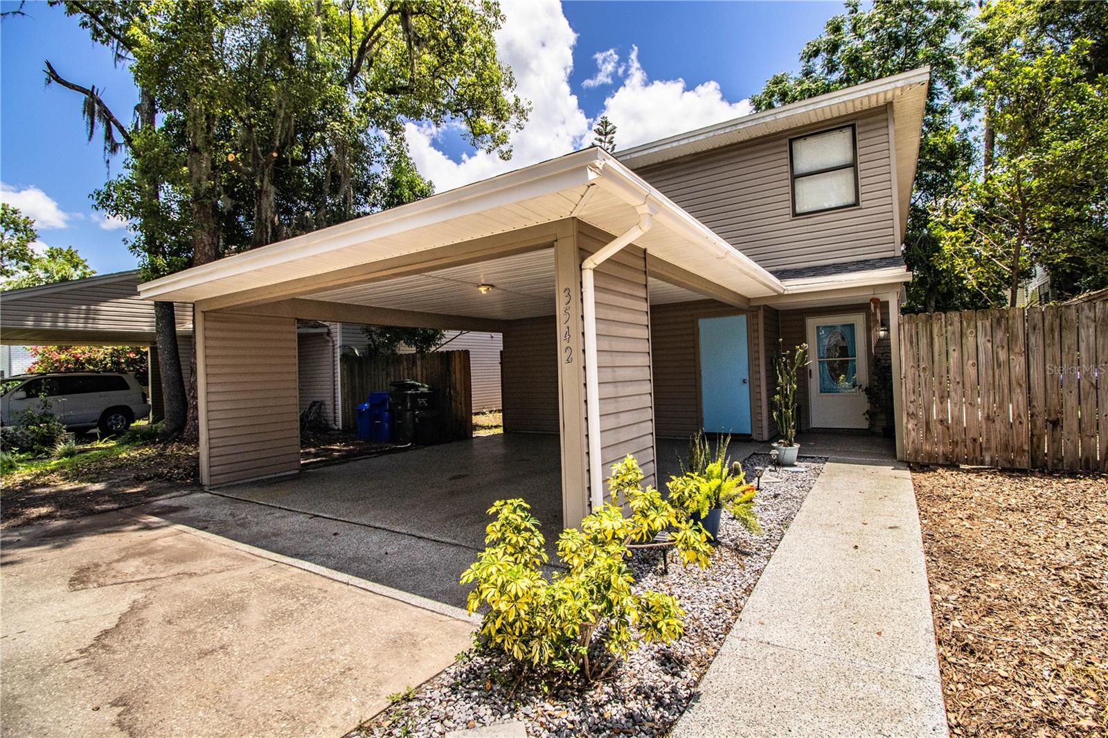3542 RAINTREE CT
