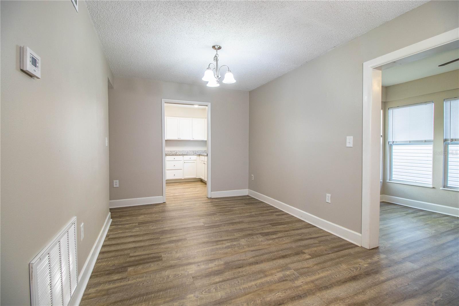 3542 RAINTREE CT