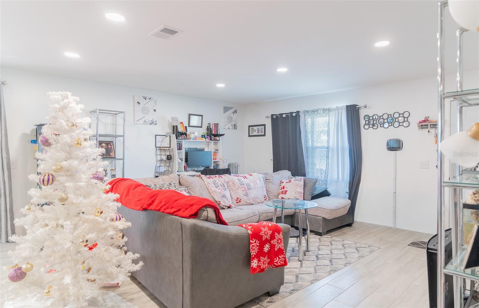 2319 W CANNON TER NW #1