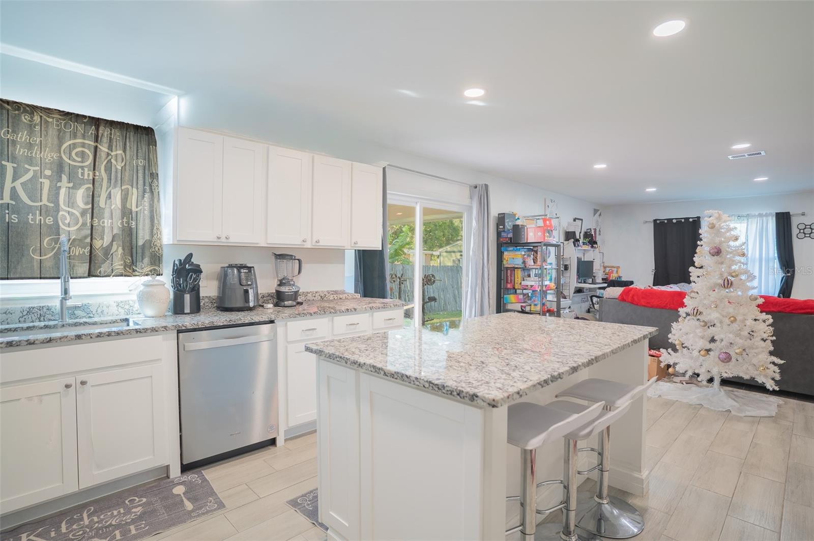 2319 W CANNON TER NW #1