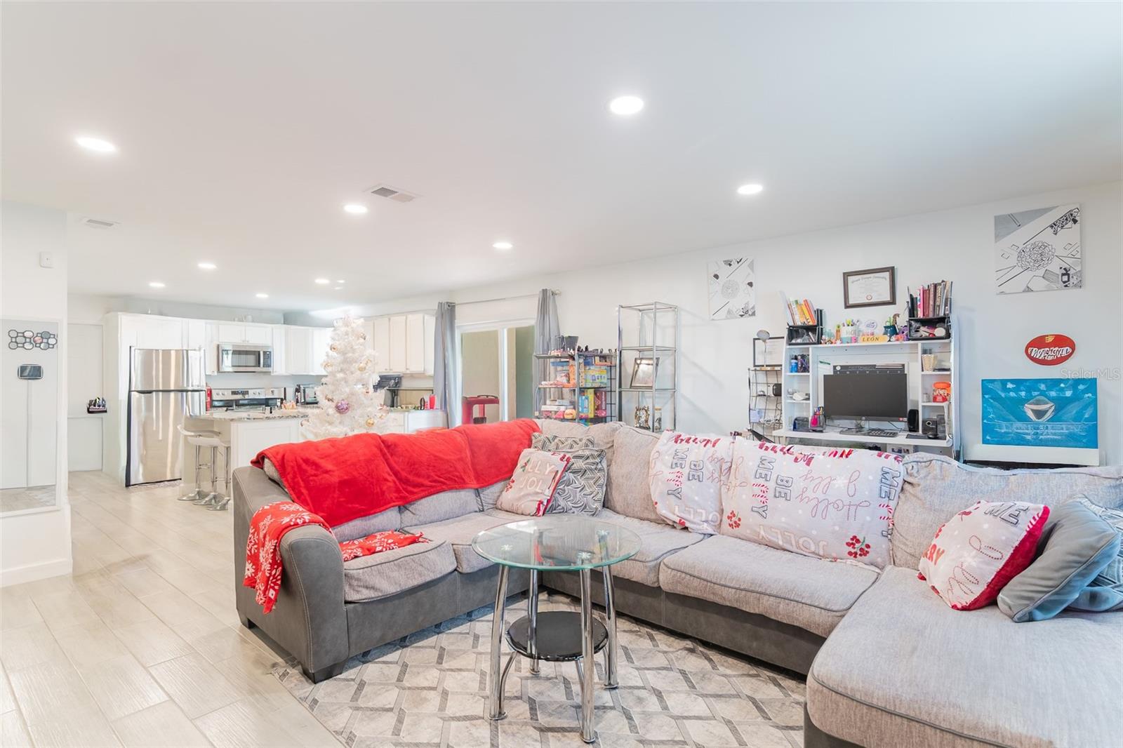 2319 W CANNON TER NW #1