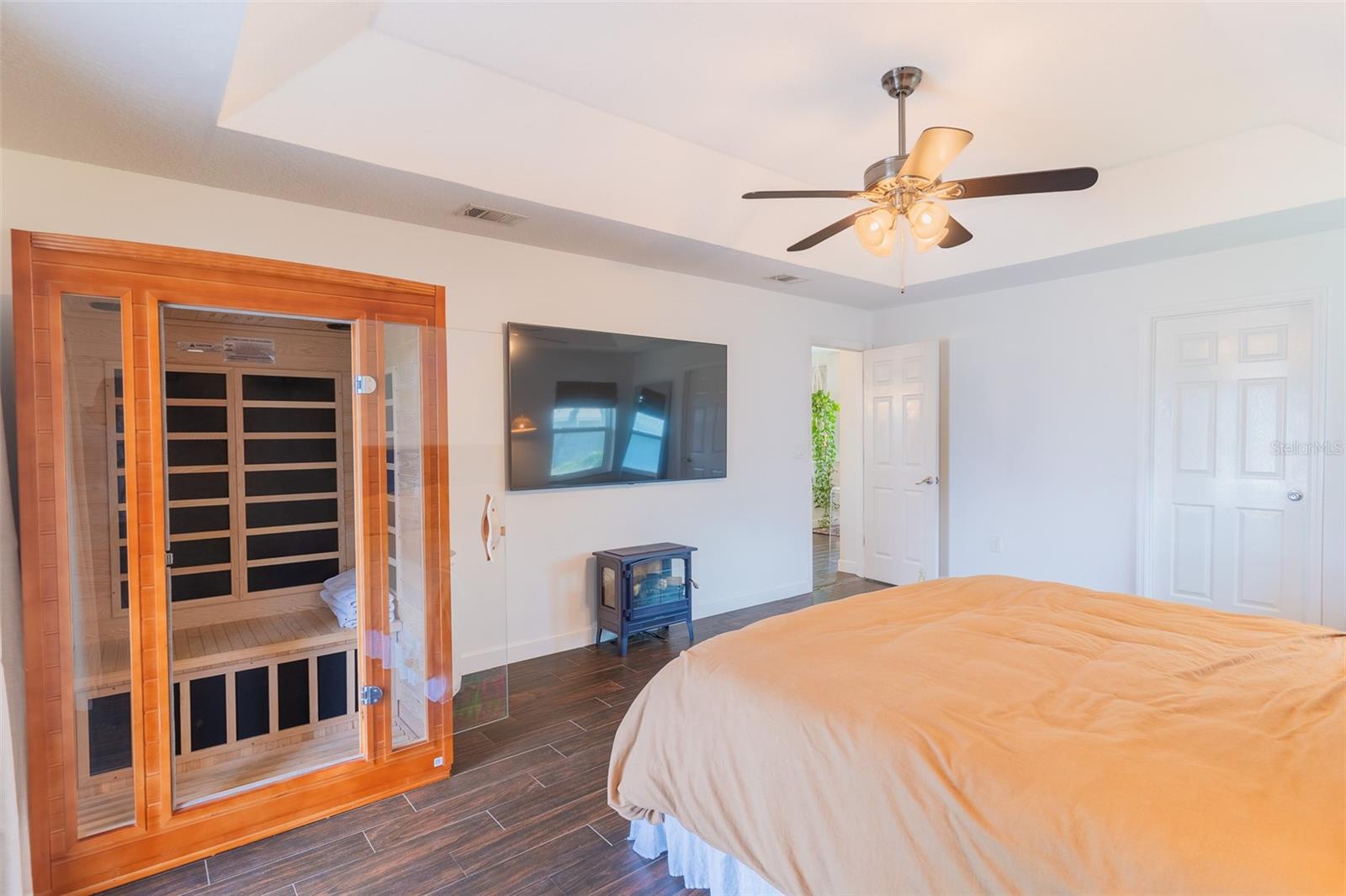 2336 W CANNON TER NW