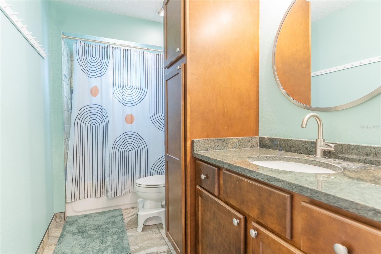 2336 W CANNON TER NW