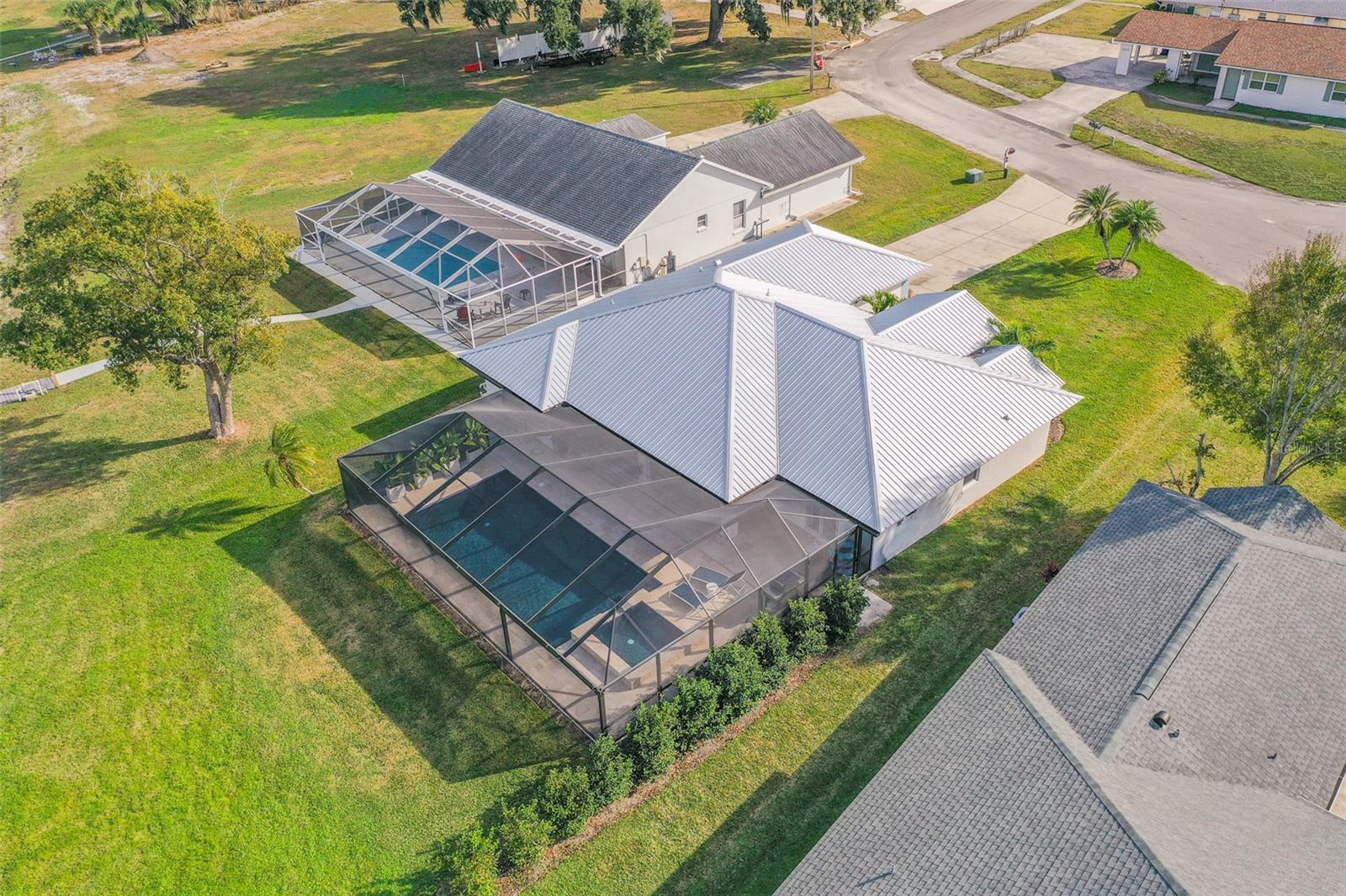 2336 W CANNON TER NW