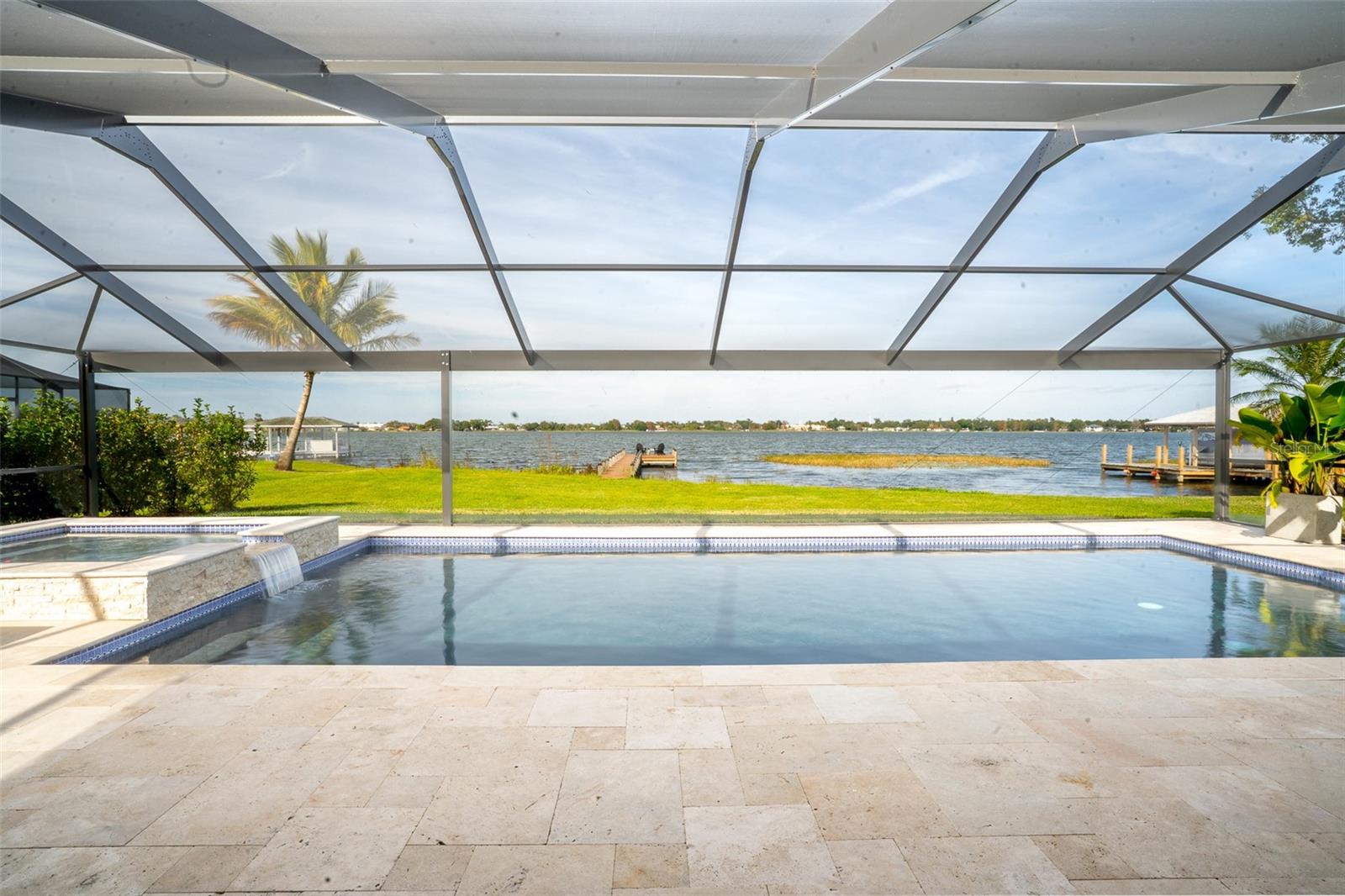 2336 W CANNON TER NW