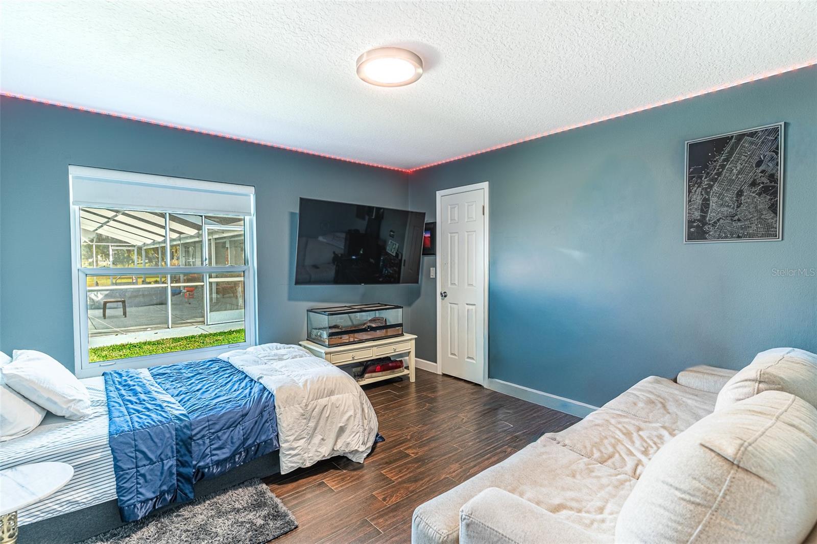 2336 W CANNON TER NW