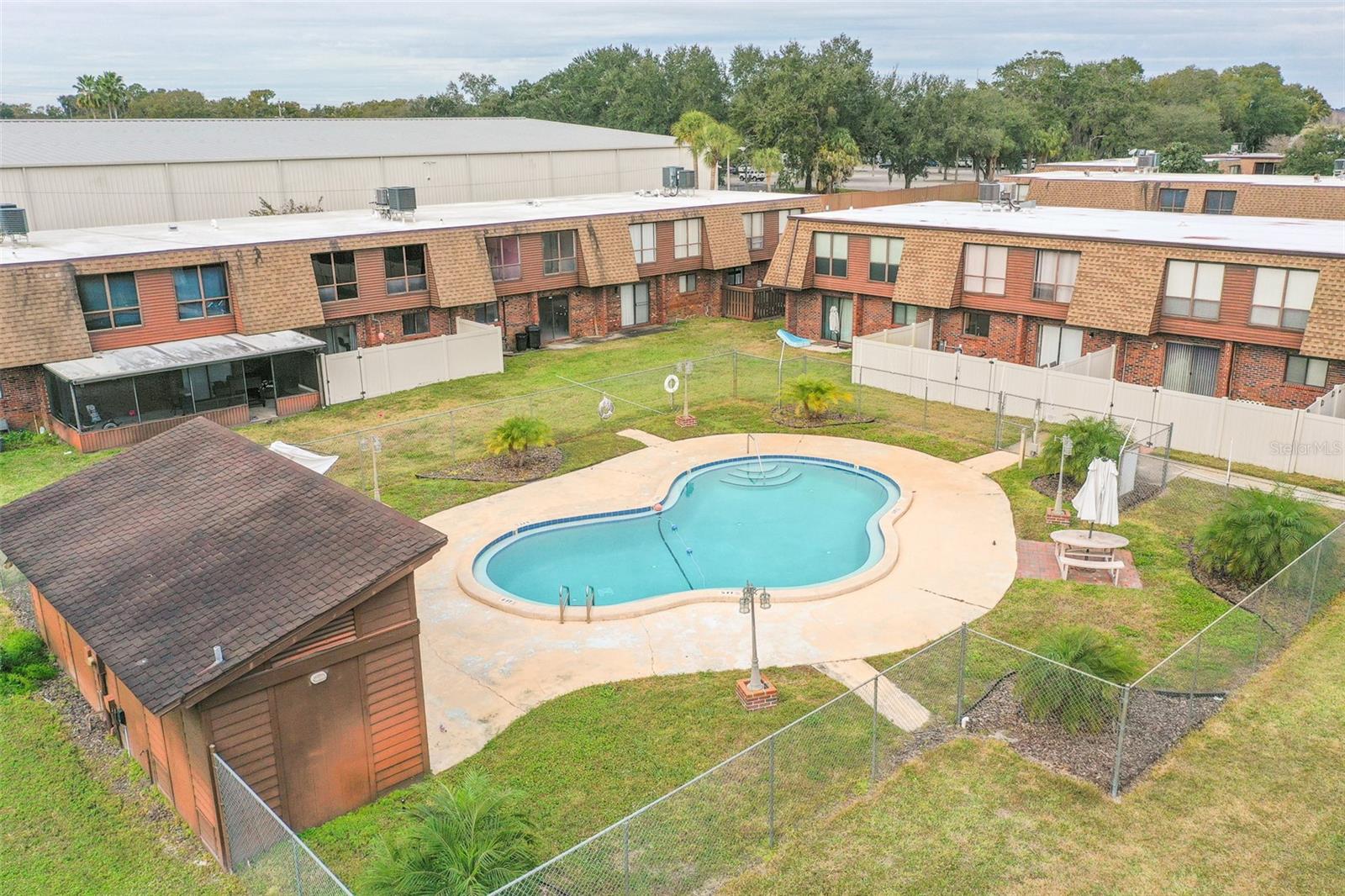 1836 N CRYSTAL LAKE DR #104