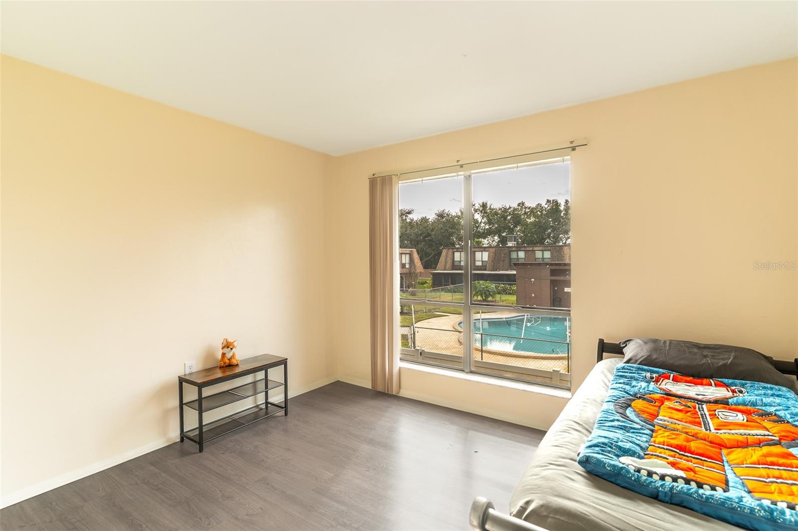 1836 N CRYSTAL LAKE DR #104