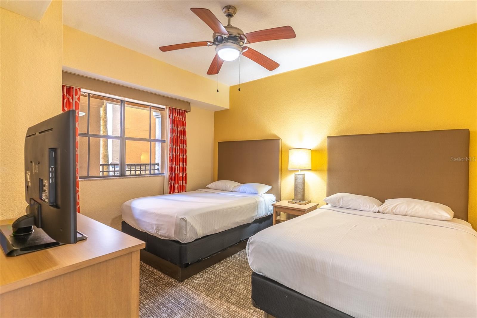 12521 FLORIDAYS RESORT DR #211F