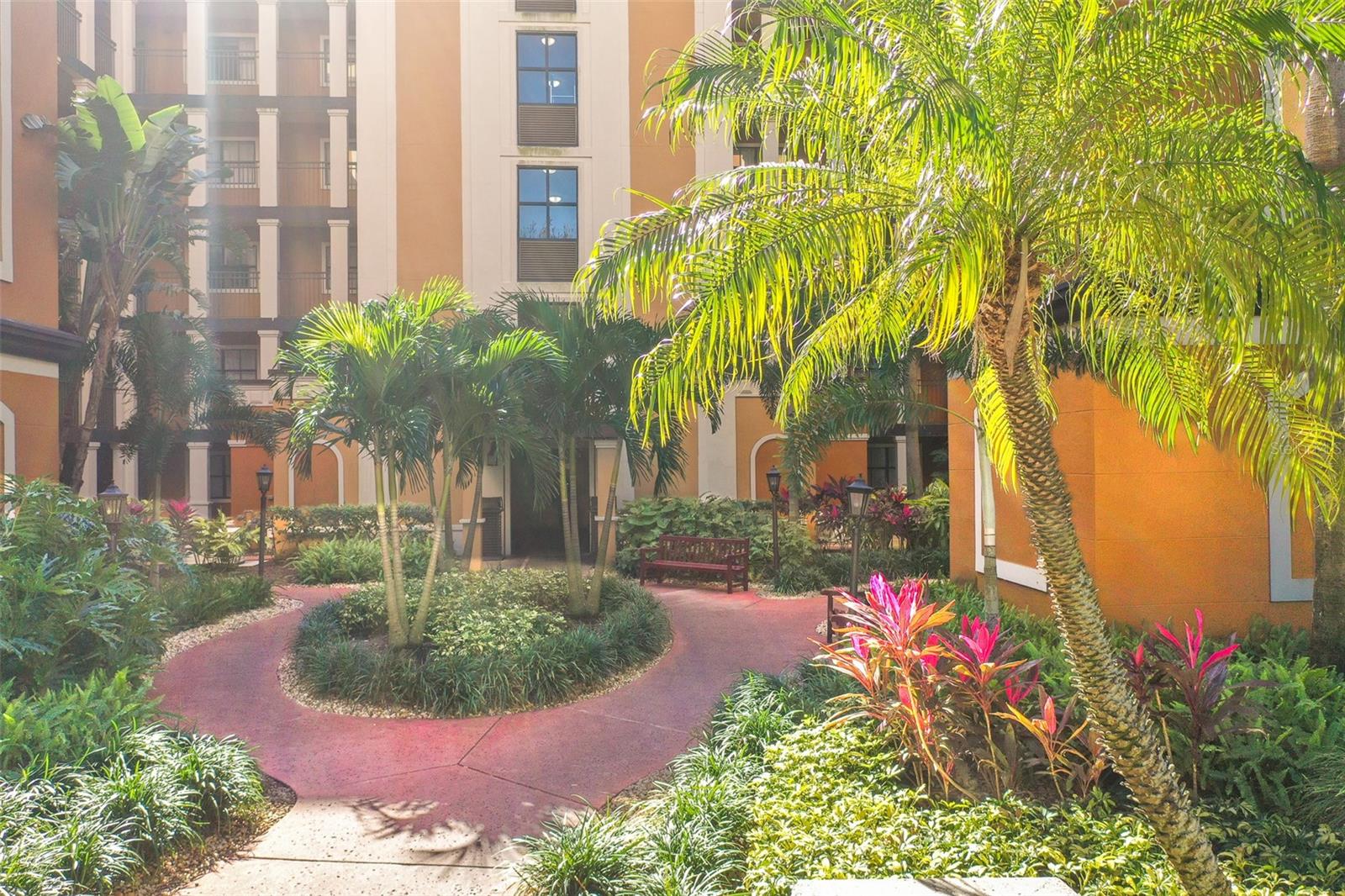 12521 FLORIDAYS RESORT DR #211F