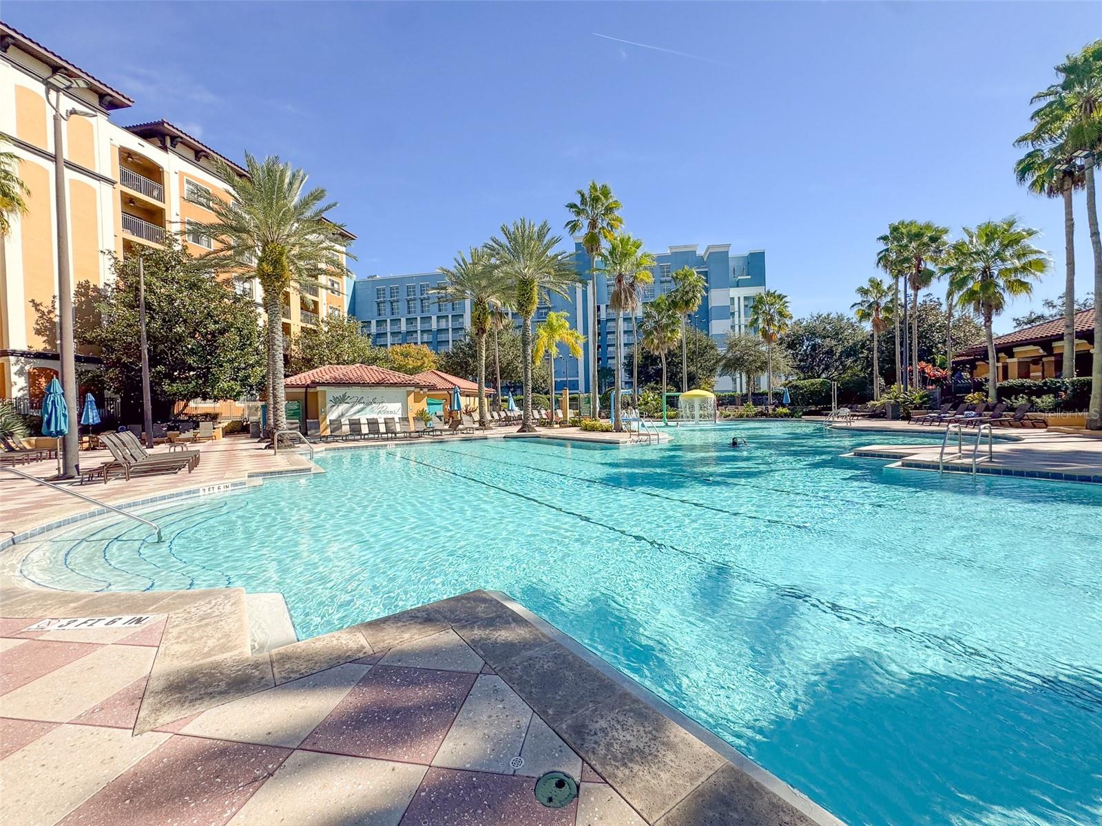 12521 FLORIDAYS RESORT DR #211F