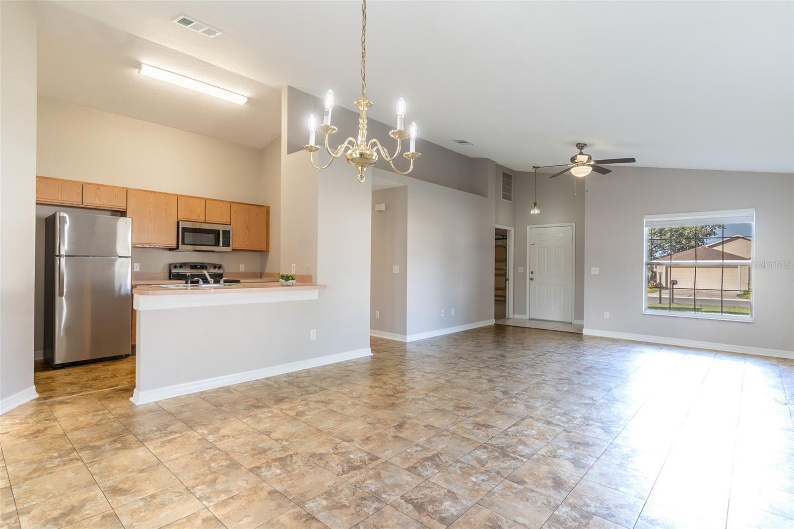 137 EAGLE POINT BLVD