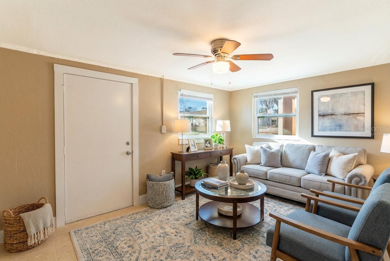 116 E NORTHSIDE DR #1