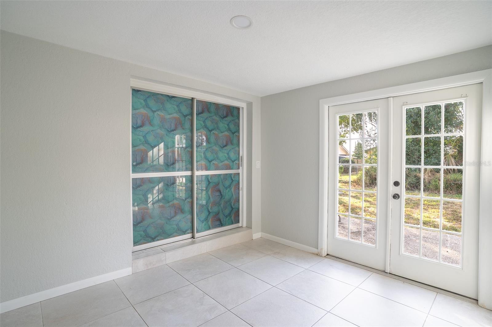 124 SHELLEY DR
