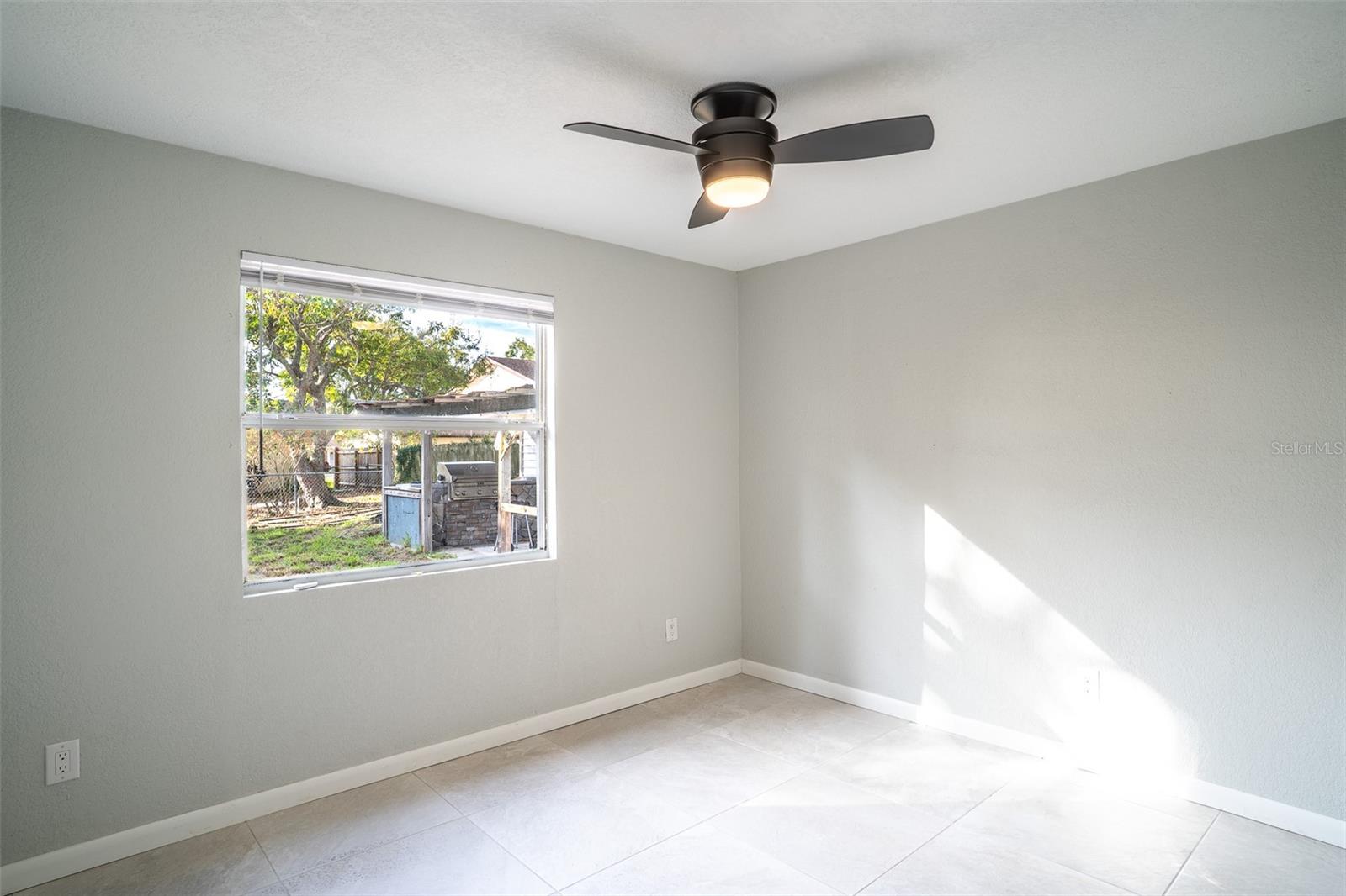 124 SHELLEY DR