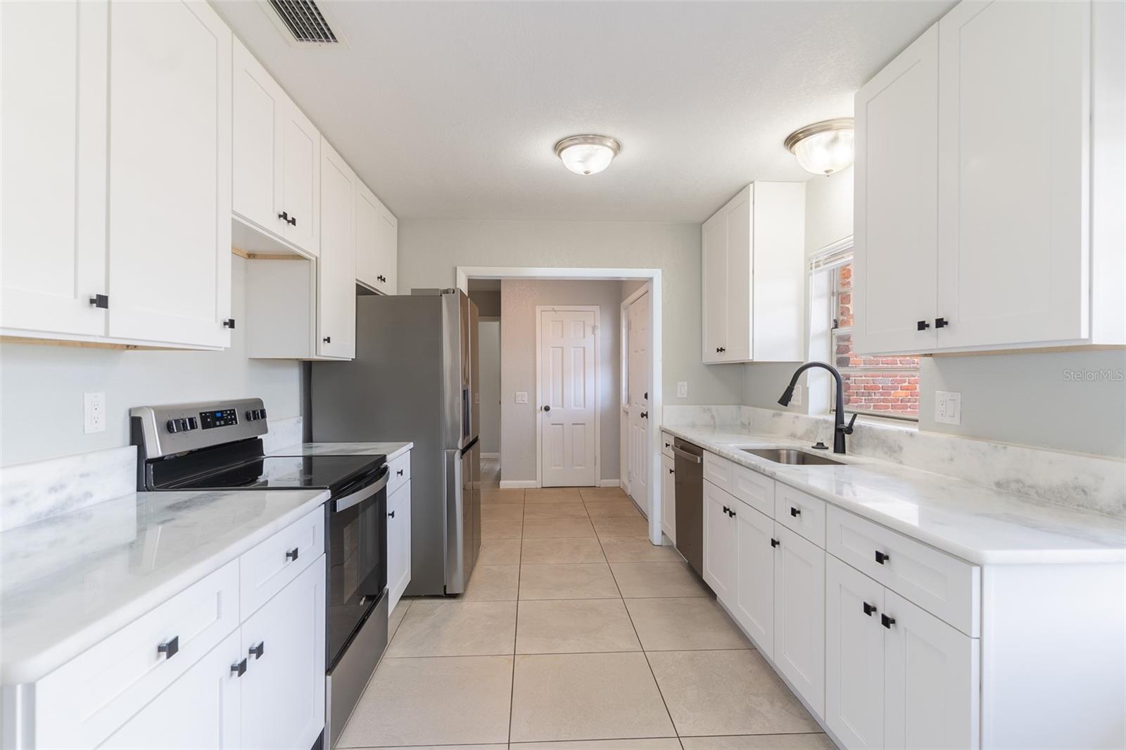 124 SHELLEY DR