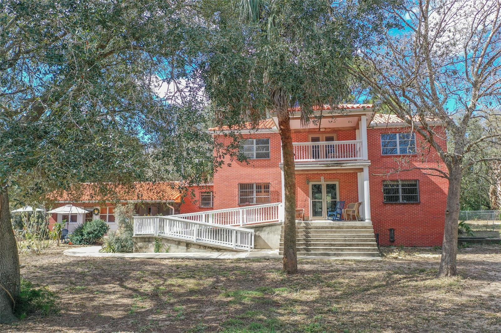 3655 N SCENIC HWY