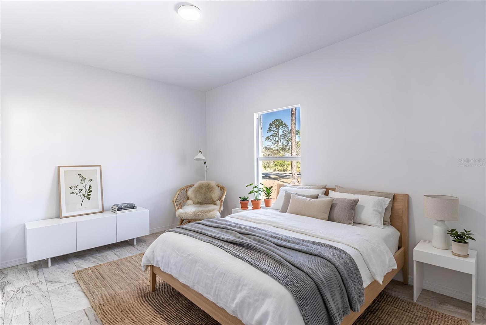 1407 BITTERSWEET ST