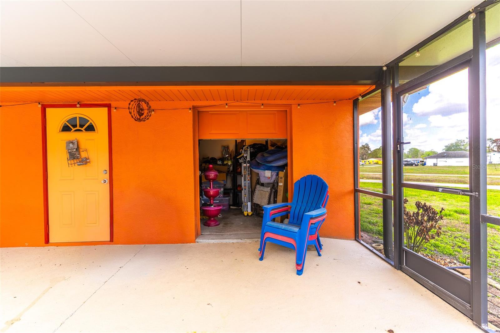 5900 THUNDER RD