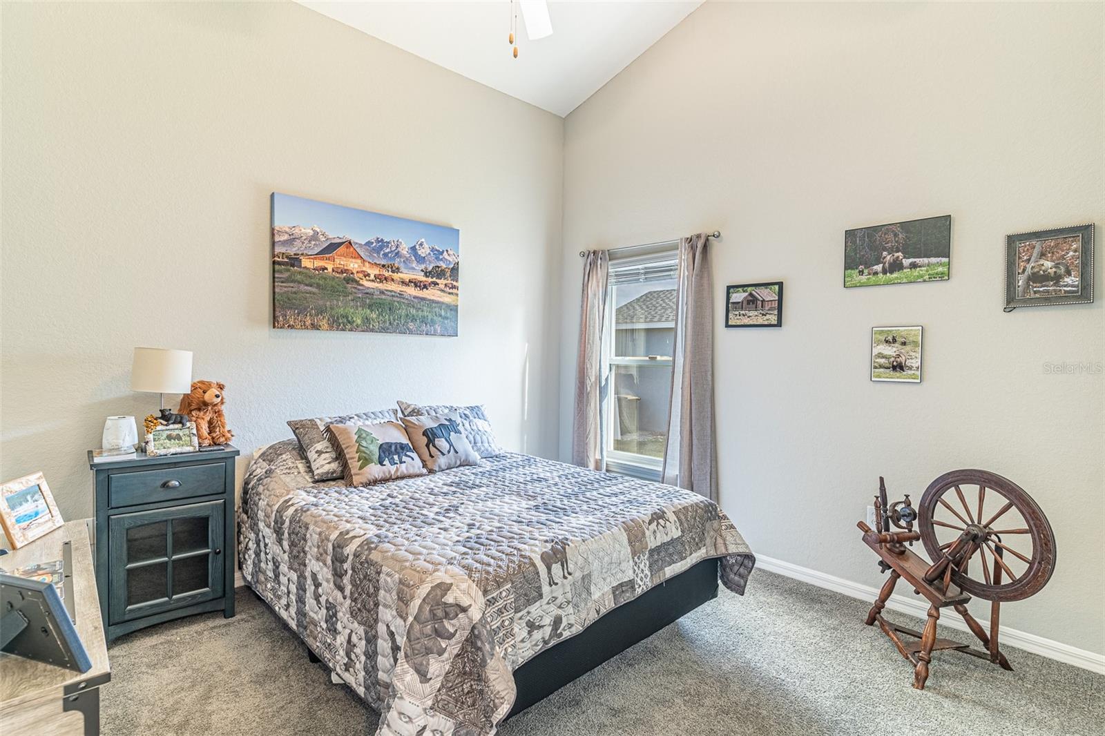 1097 SANDPIPER LOOP