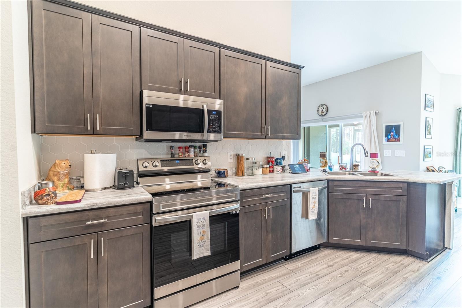1097 SANDPIPER LOOP