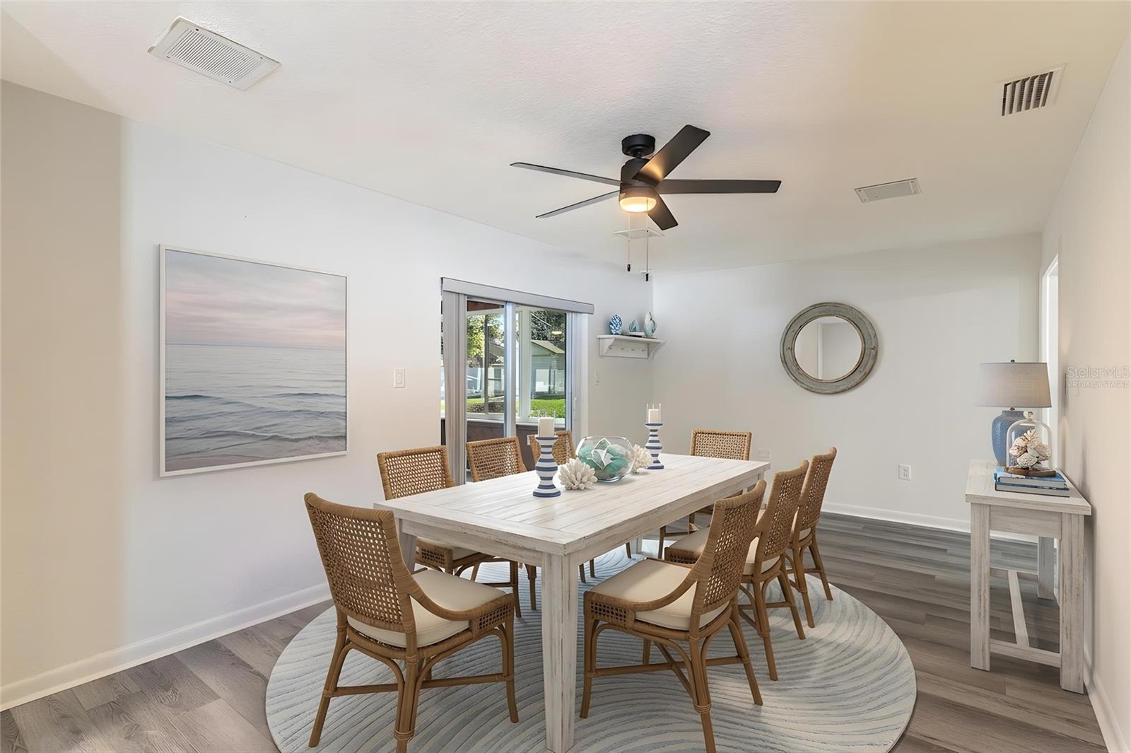 4006 HOLLYHEAD CIR S