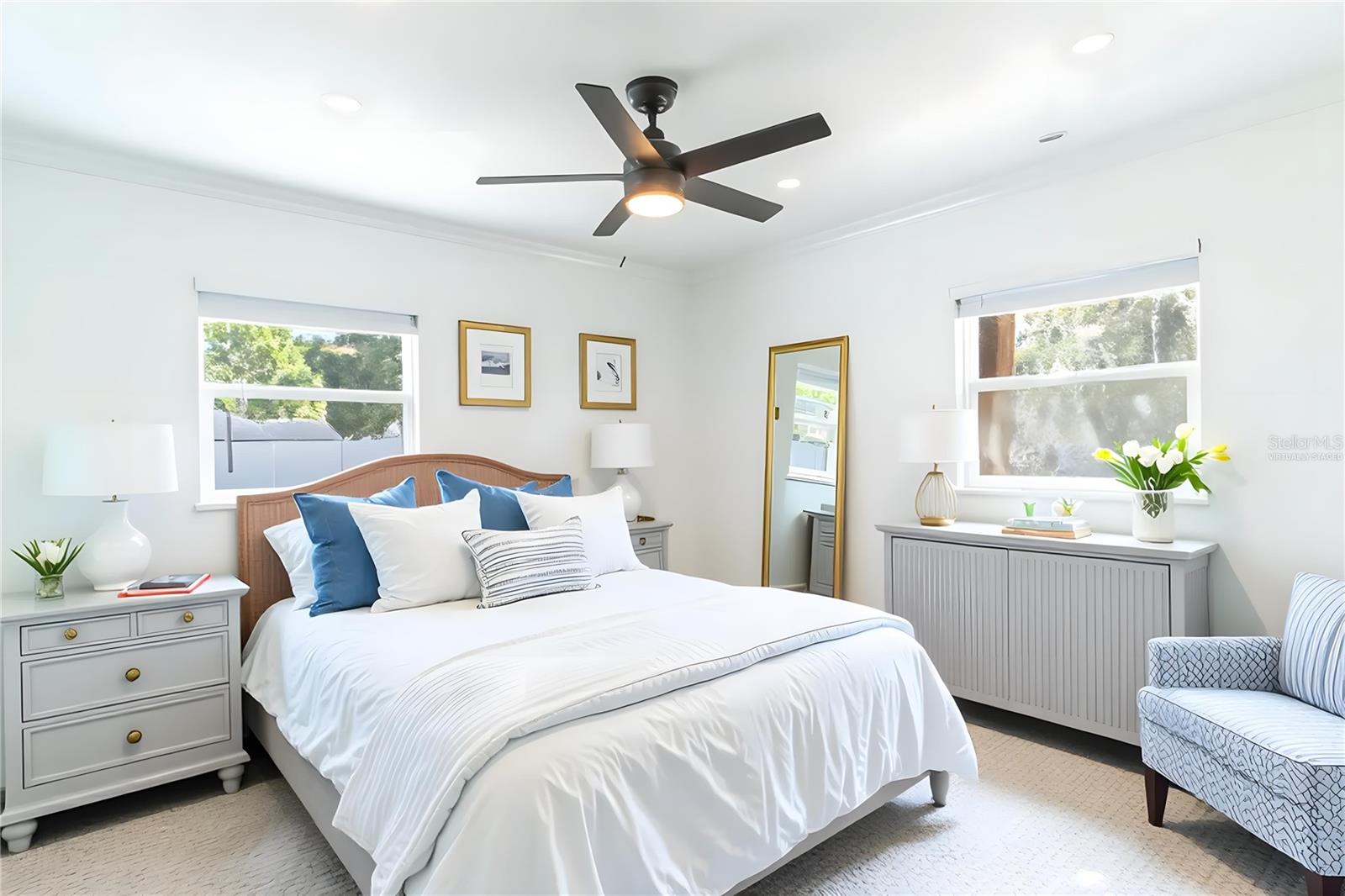 4006 HOLLYHEAD CIR S