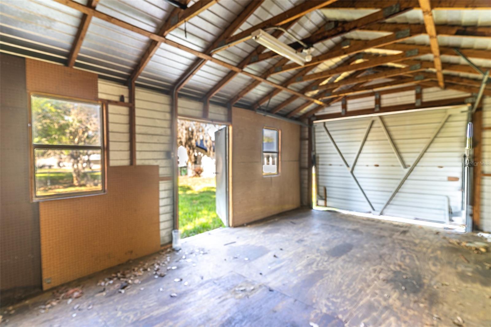 4006 HOLLYHEAD CIR S