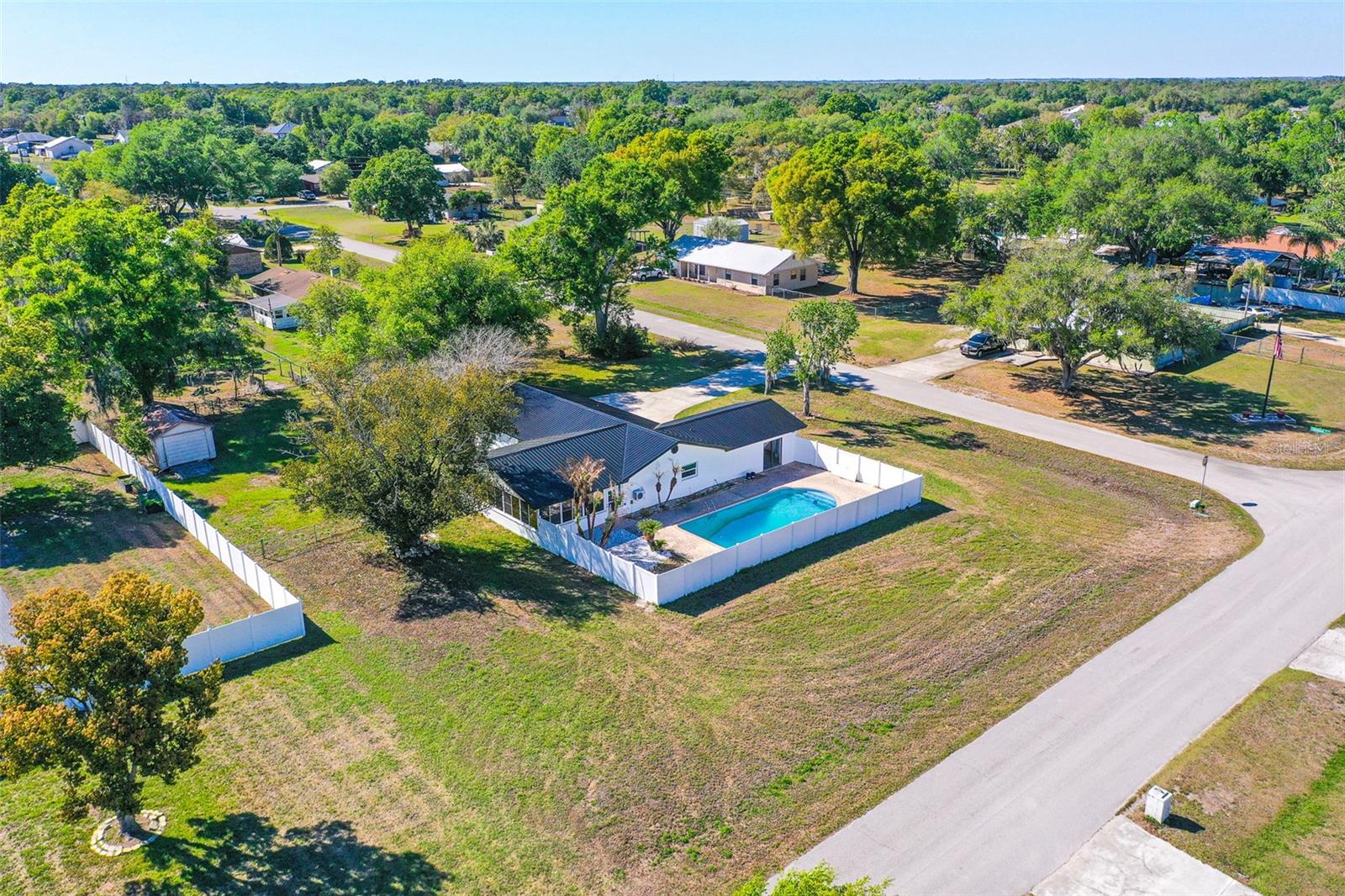 4006 HOLLYHEAD CIR S