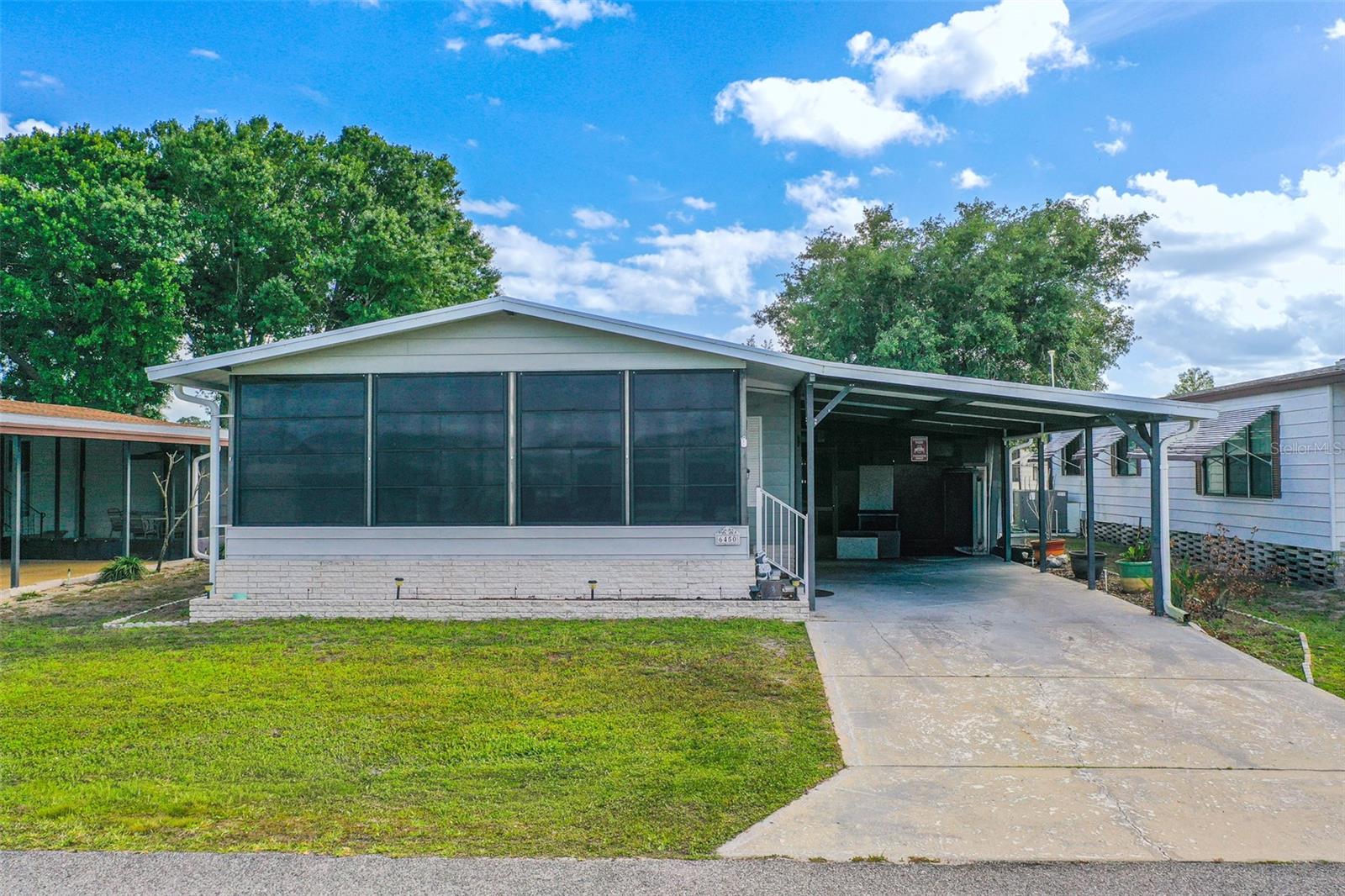 6450 HOLLYBERRY LN NE