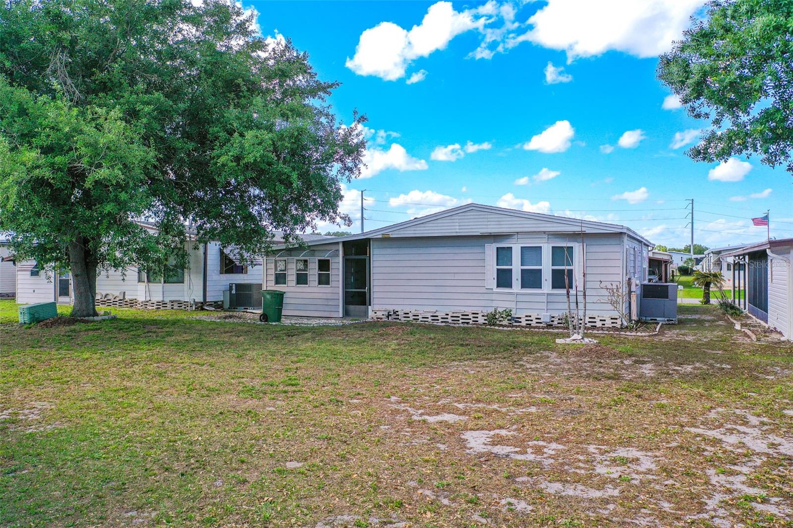 6450 HOLLYBERRY LN NE