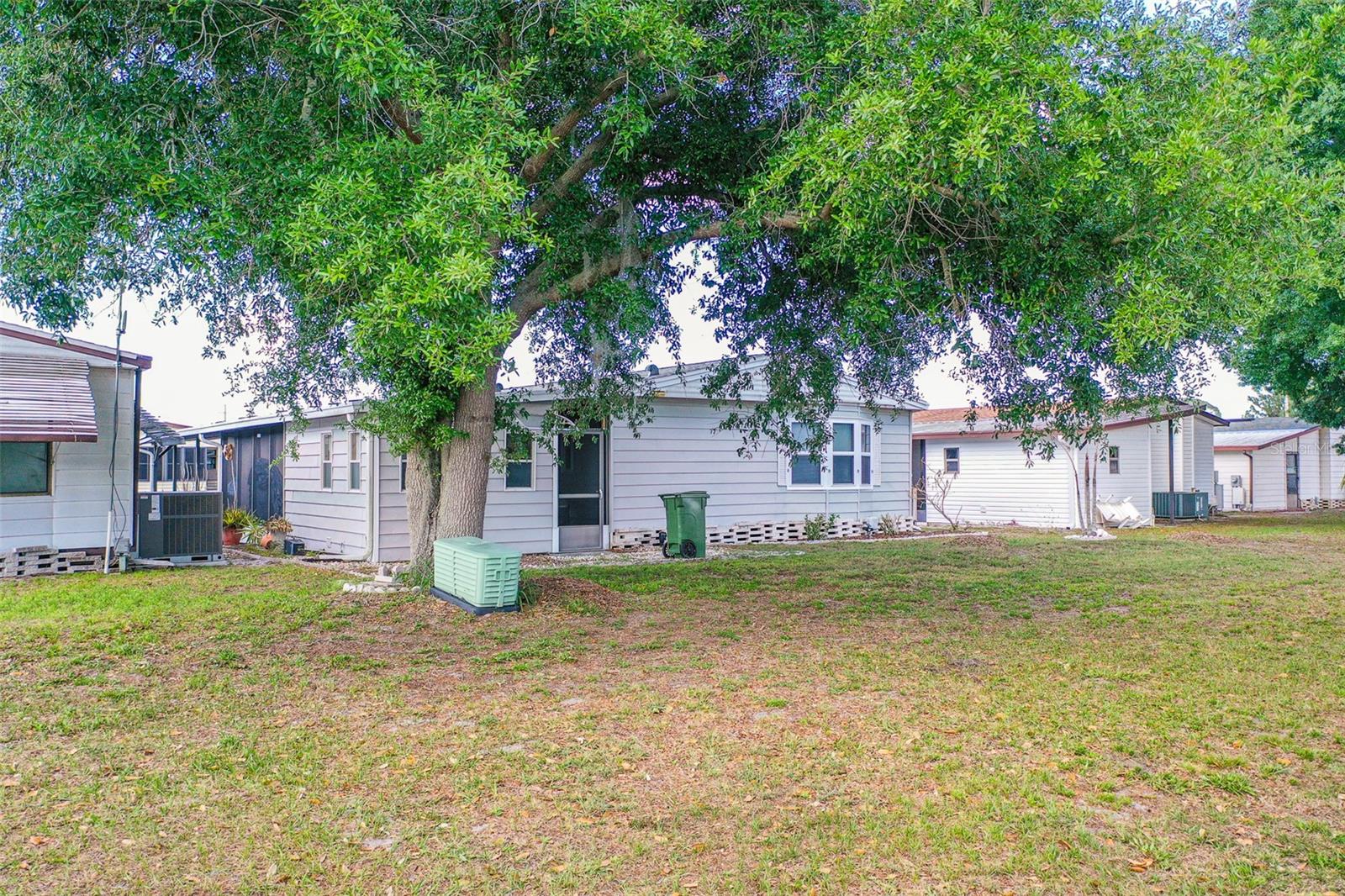 6450 HOLLYBERRY LN NE