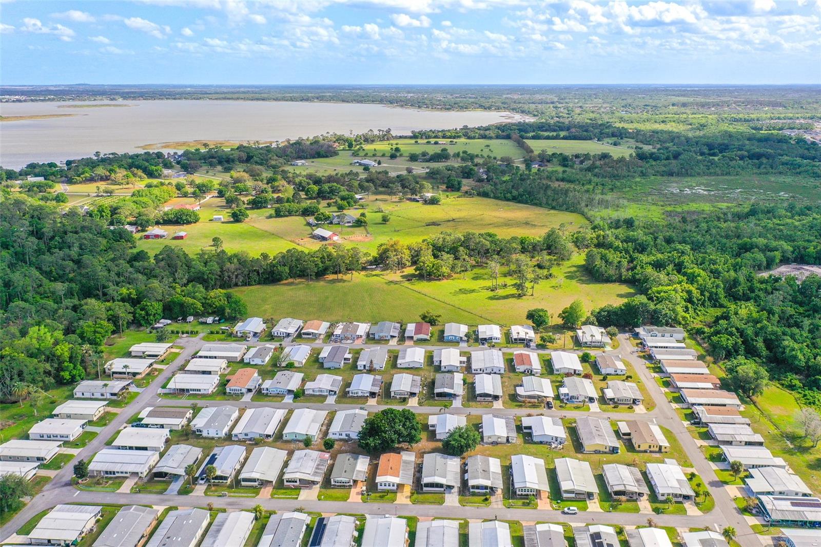 6450 HOLLYBERRY LN NE