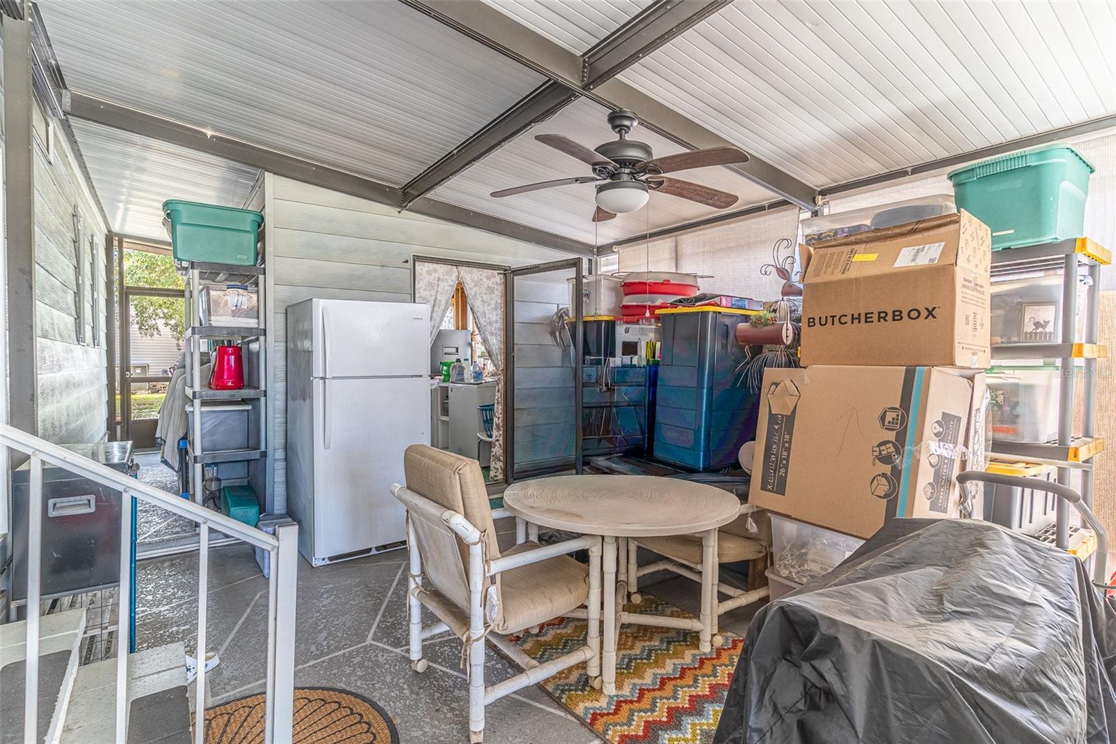 6450 HOLLYBERRY LN NE