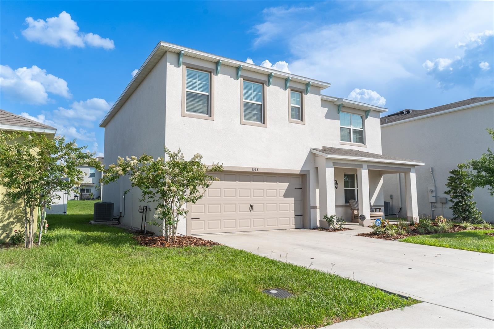 1328 DAISY FIELD DR